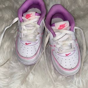 Toddler girls Air Force 1’s